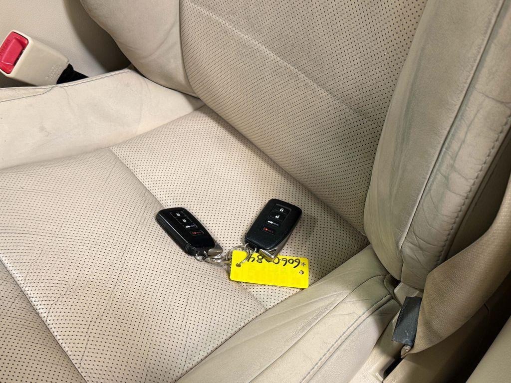 used 2014 Lexus ES 350 car, priced at $15,401