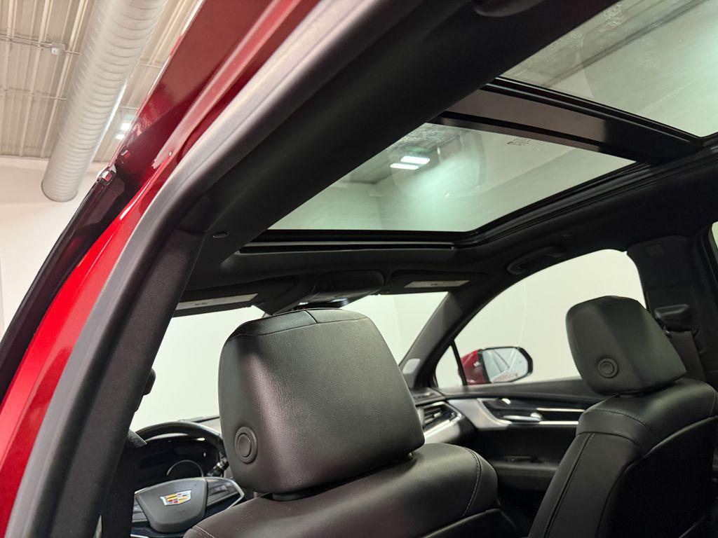 used 2024 Cadillac XT5 car, priced at $36,711