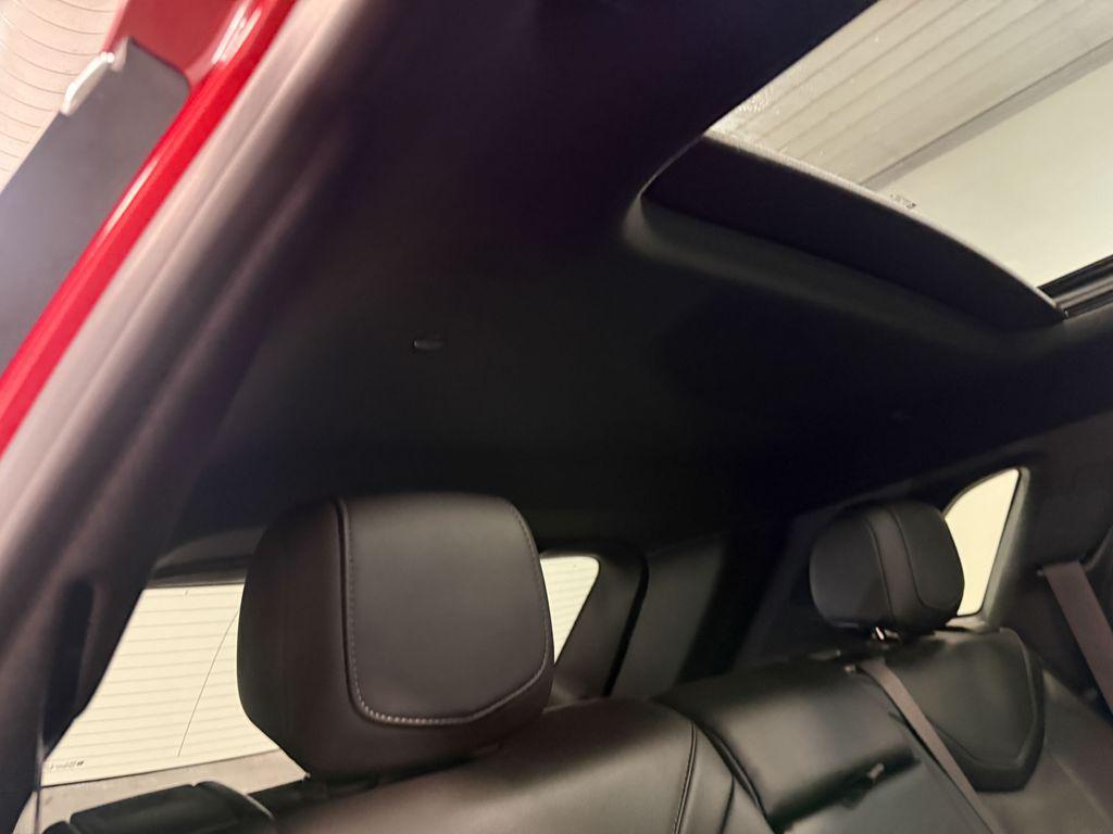 used 2024 Cadillac XT5 car, priced at $36,711