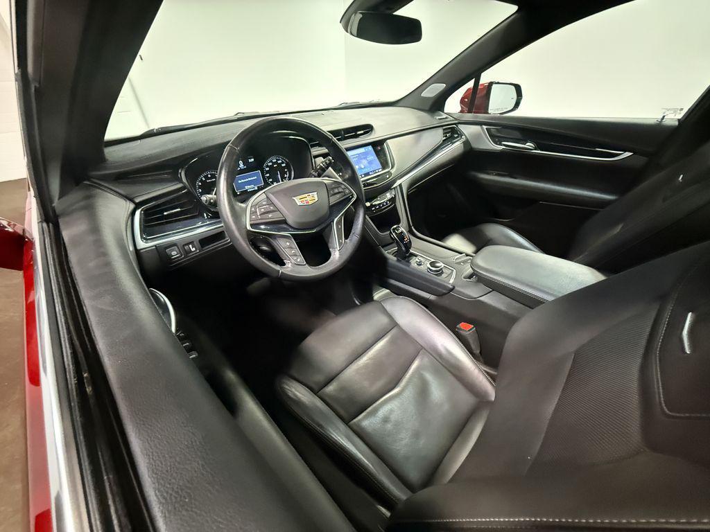 used 2024 Cadillac XT5 car, priced at $36,711