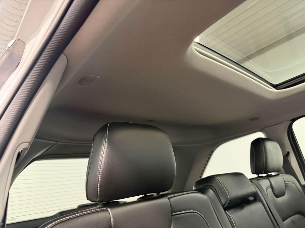 used 2023 Jeep Grand Cherokee car, priced at $27,645