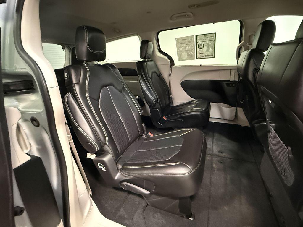 used 2024 Chrysler Pacifica car, priced at $29,853