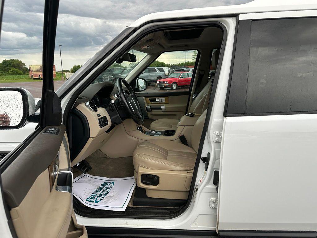 used 2016 Land Rover LR4 car, priced at $20,138