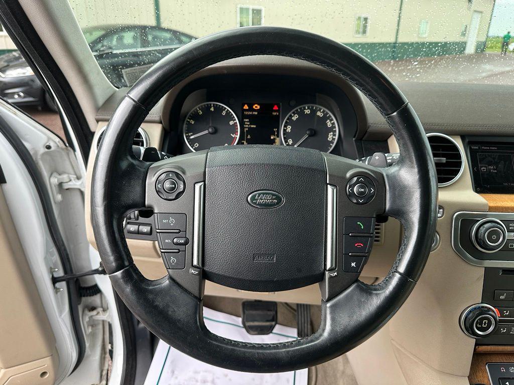 used 2016 Land Rover LR4 car, priced at $20,138
