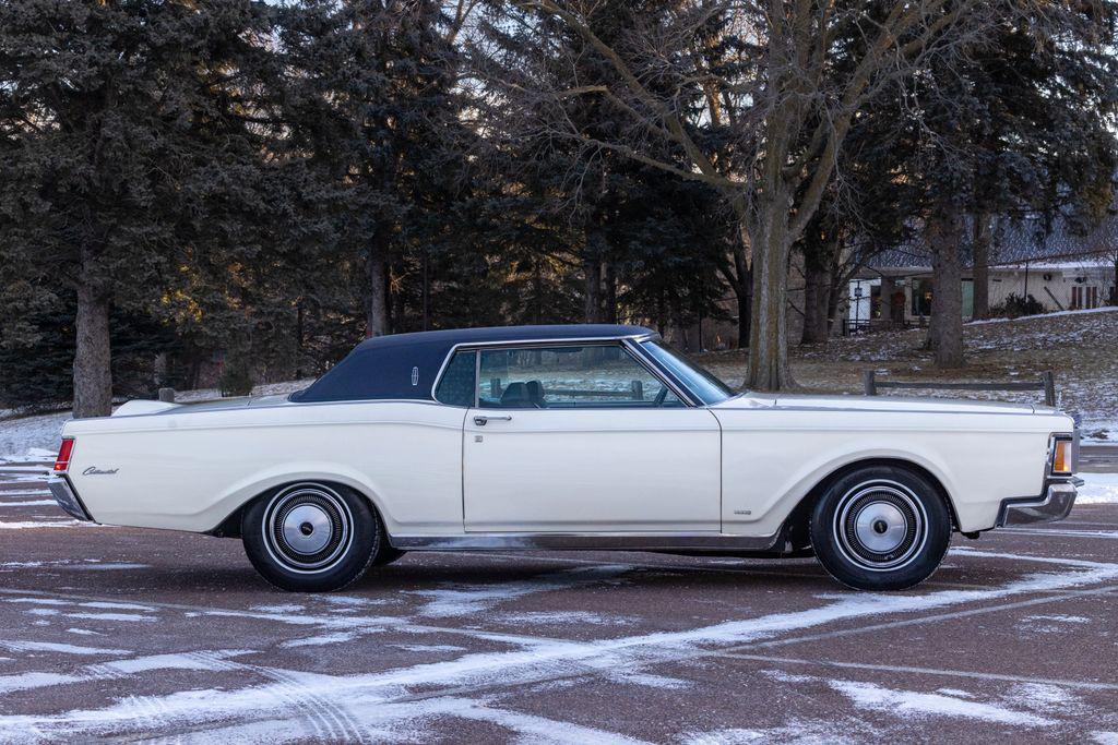 used 1971 Lincoln Continental car, priced at $22,853