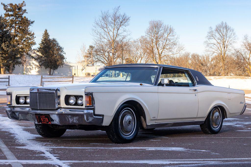 used 1971 Lincoln Continental car, priced at $22,853
