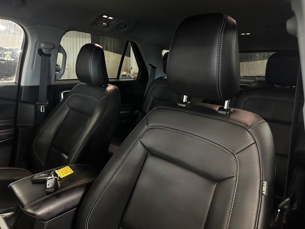 used 2023 Ford Explorer car, priced at $30,864