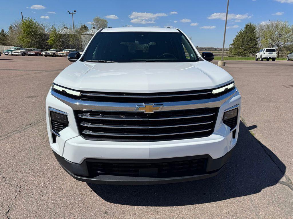 used 2026 Chevrolet Traverse car, priced at $43,664