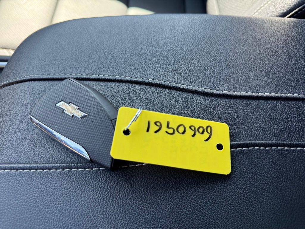 used 2026 Chevrolet Traverse car, priced at $43,664