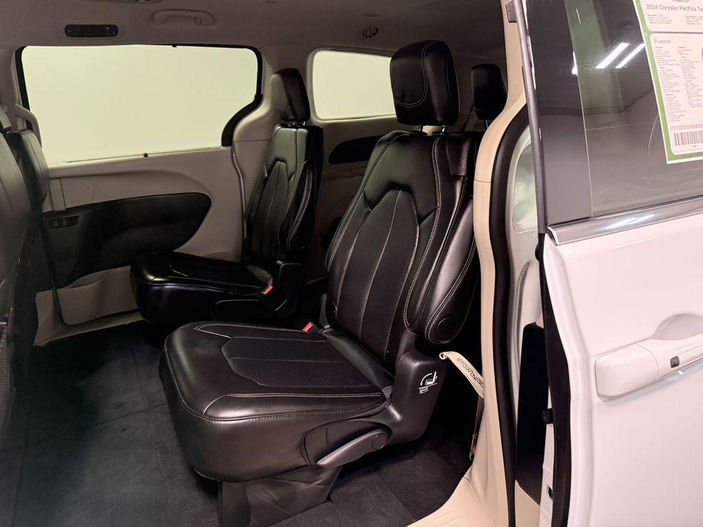 used 2024 Chrysler Pacifica car, priced at $29,450