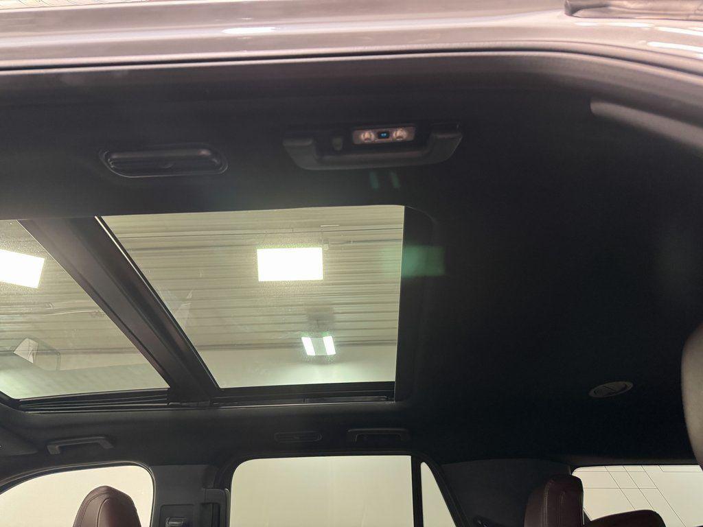 used 2024 Ford Expedition Max car, priced at $49,918