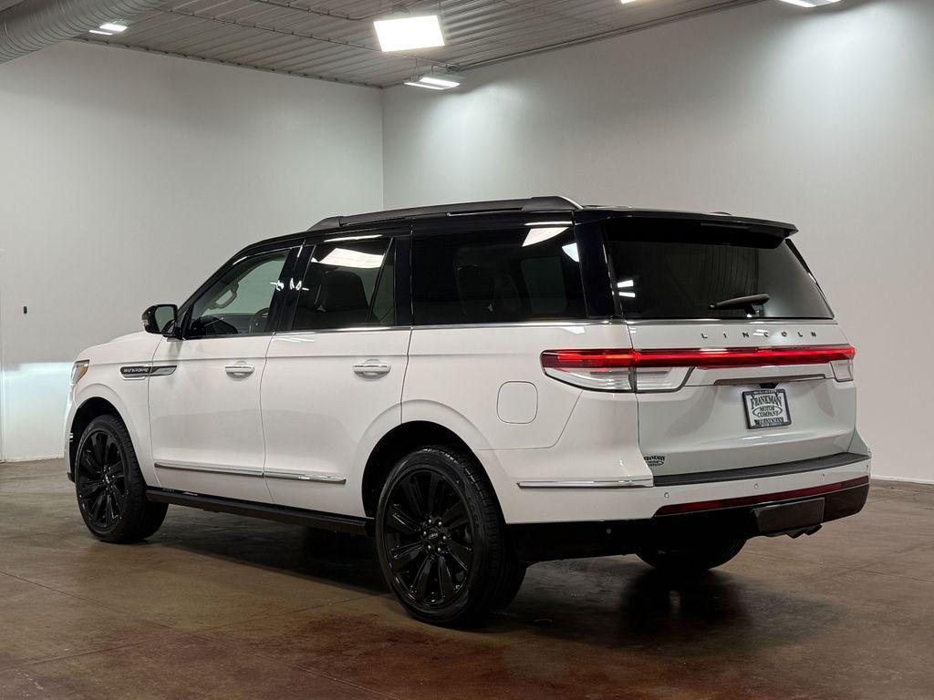 used 2024 Lincoln Navigator car, priced at $67,115