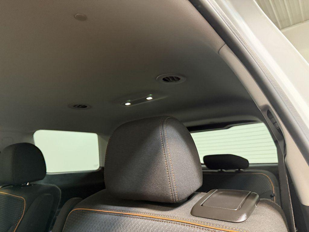 used 2023 GMC Acadia car, priced at $35,800