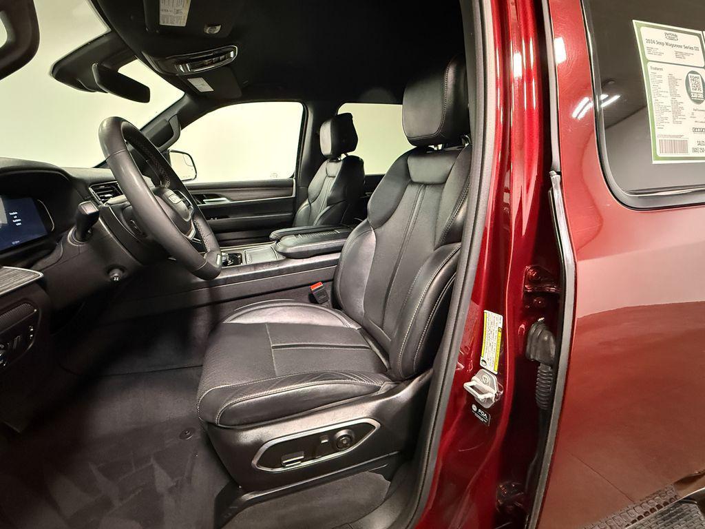 used 2024 Jeep Wagoneer car, priced at $43,637