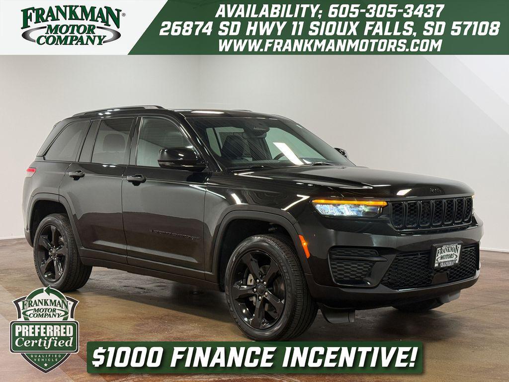 used 2024 Jeep Grand Cherokee car, priced at $32,555