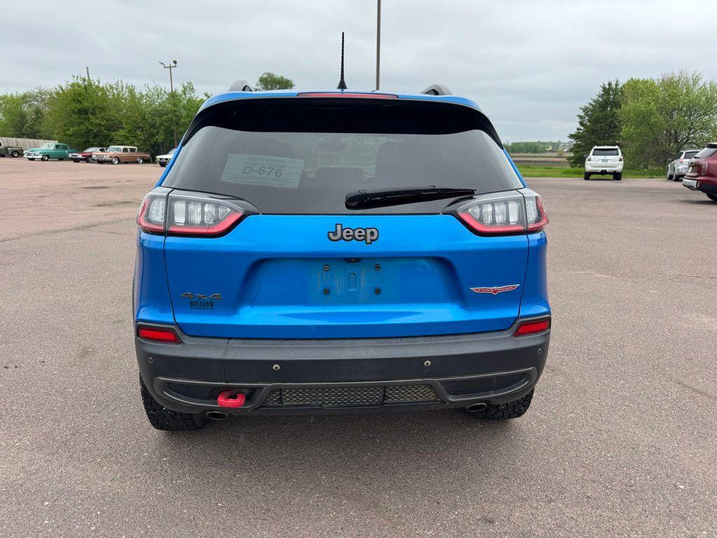 used 2019 Jeep Cherokee car, priced at $19,187