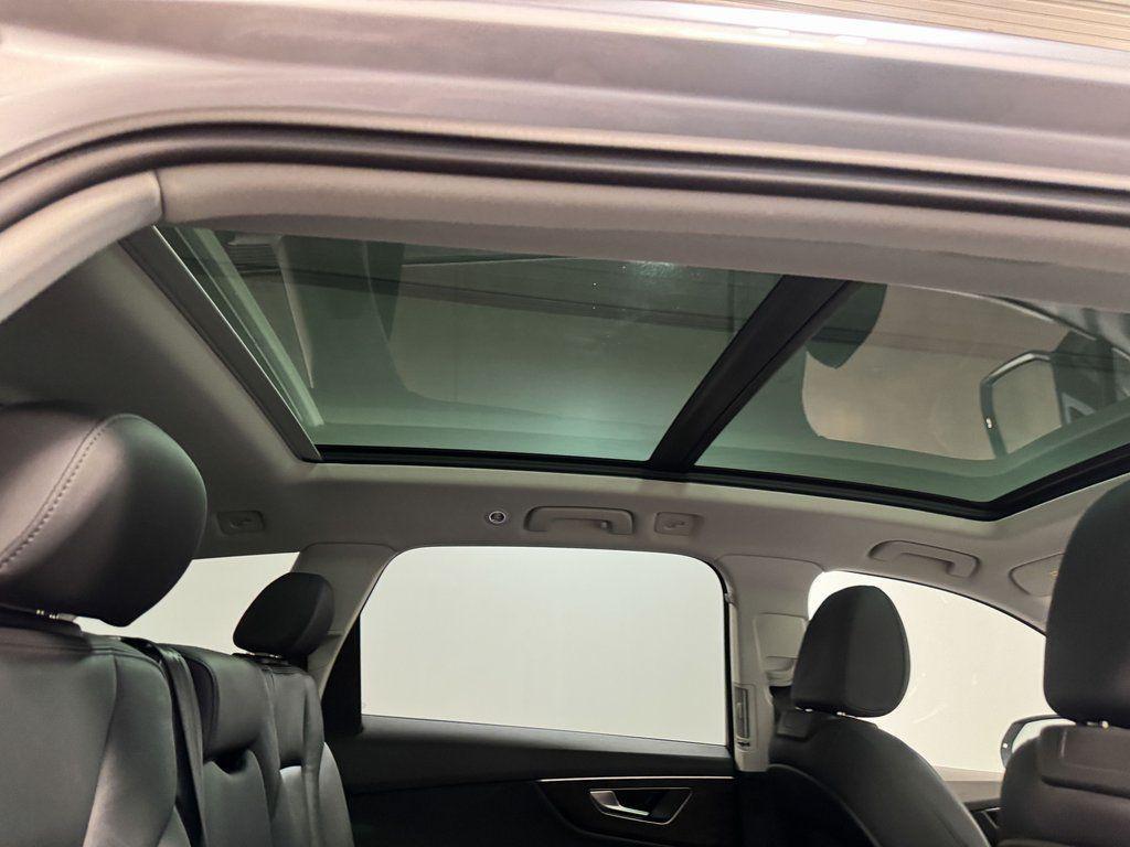 used 2022 Audi Q7 car, priced at $37,150