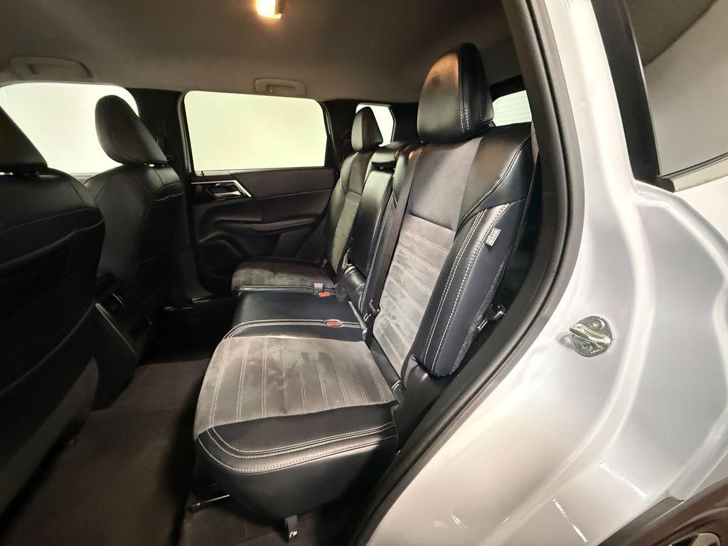 used 2024 Mitsubishi Outlander car, priced at $24,413