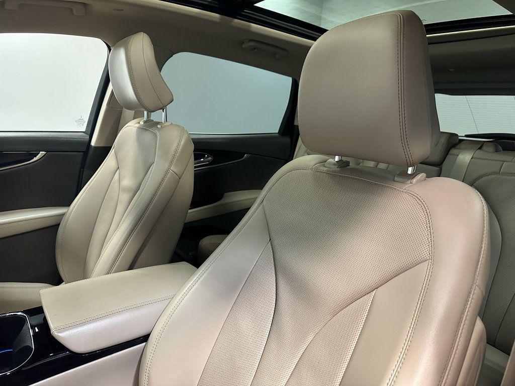 used 2022 Lincoln Nautilus car, priced at $32,989