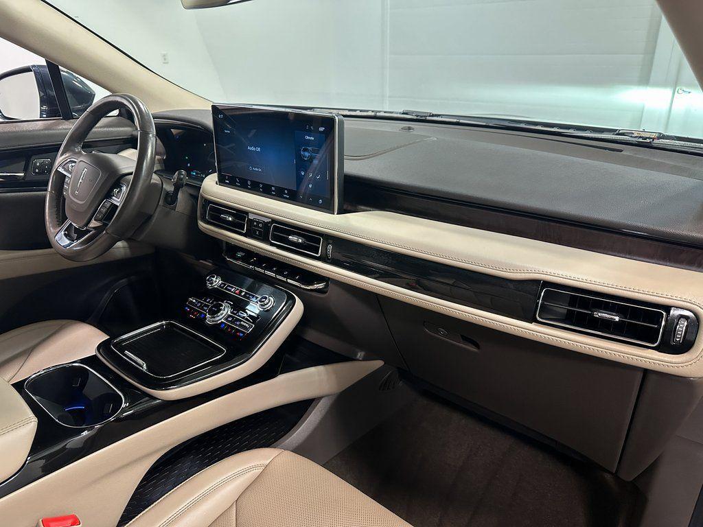 used 2022 Lincoln Nautilus car, priced at $32,989