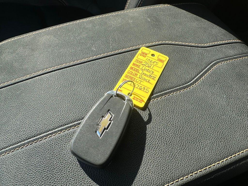 used 2021 Chevrolet Traverse car, priced at $27,943