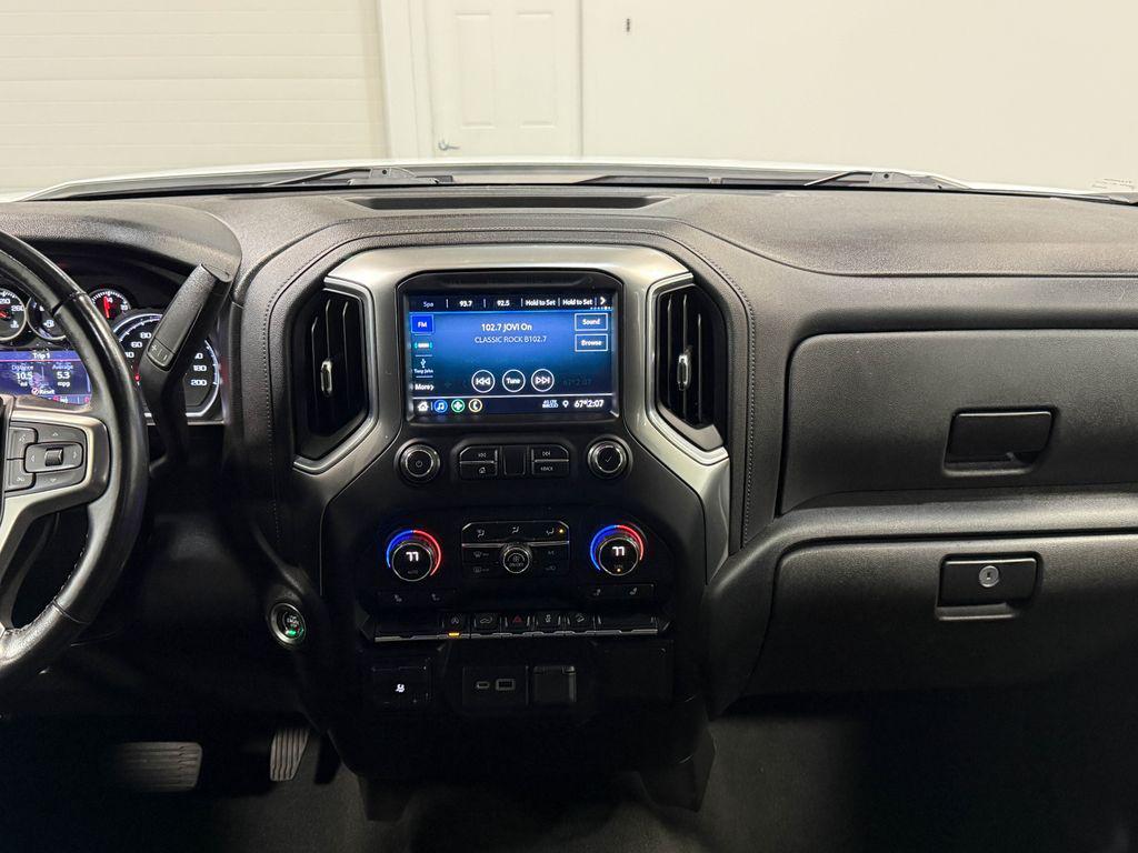 used 2021 Chevrolet Silverado 1500 car, priced at $37,686