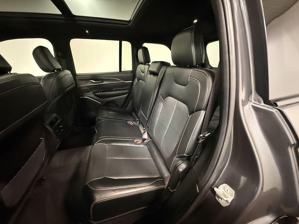 used 2024 Jeep Grand Cherokee car, priced at $39,450