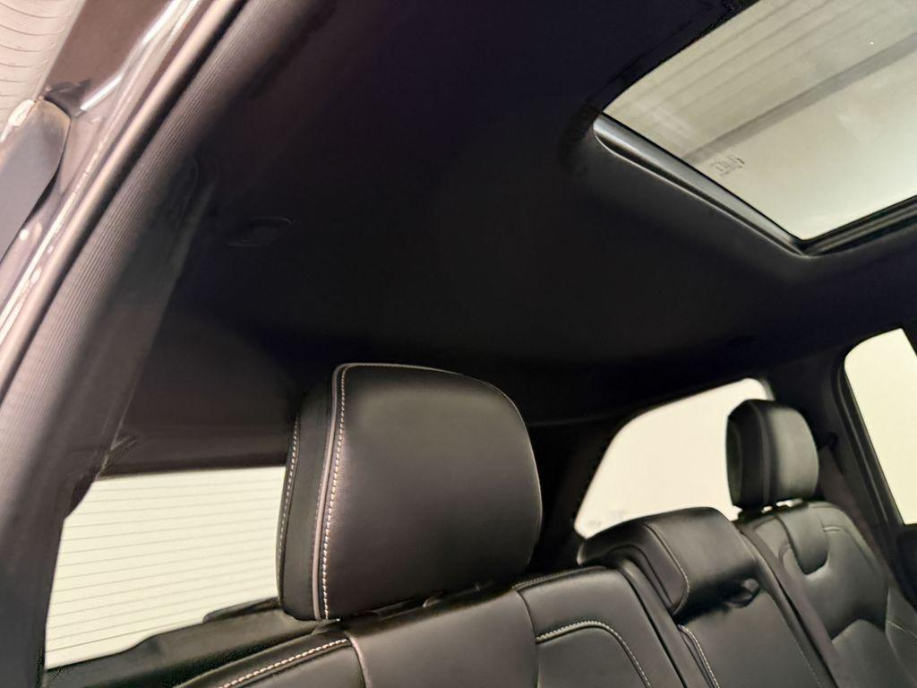 used 2024 Jeep Grand Cherokee car, priced at $39,450