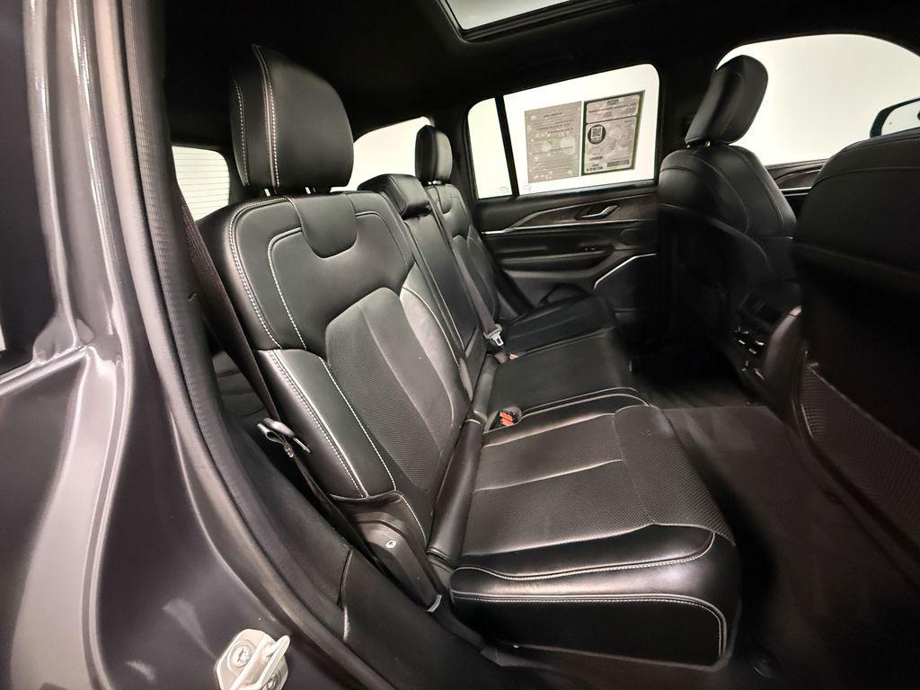used 2024 Jeep Grand Cherokee car, priced at $39,450