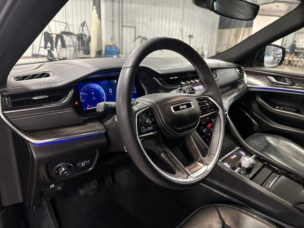 used 2024 Jeep Grand Cherokee car, priced at $41,000