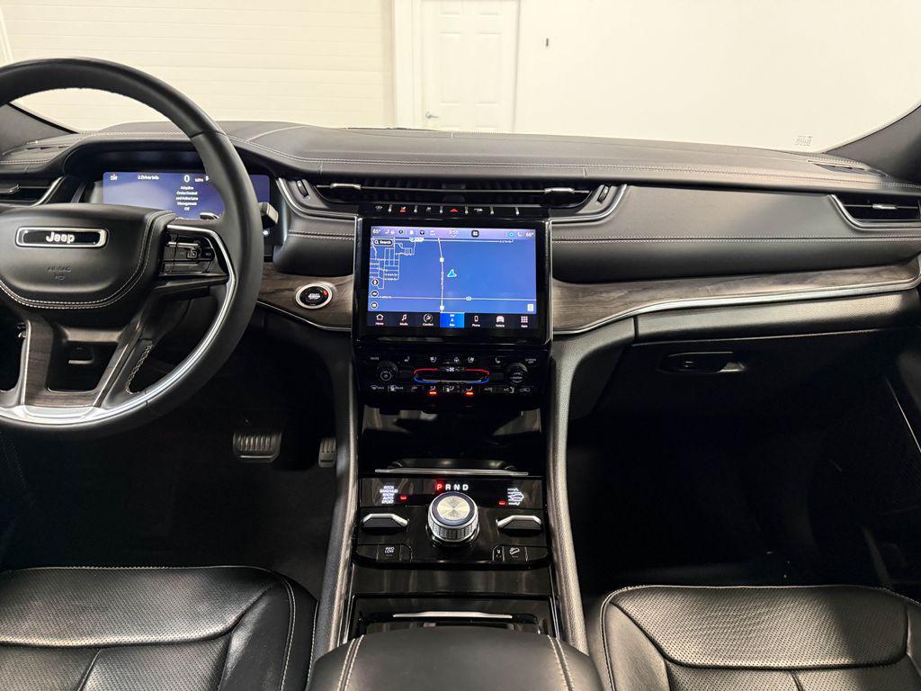 used 2024 Jeep Grand Cherokee car, priced at $39,450