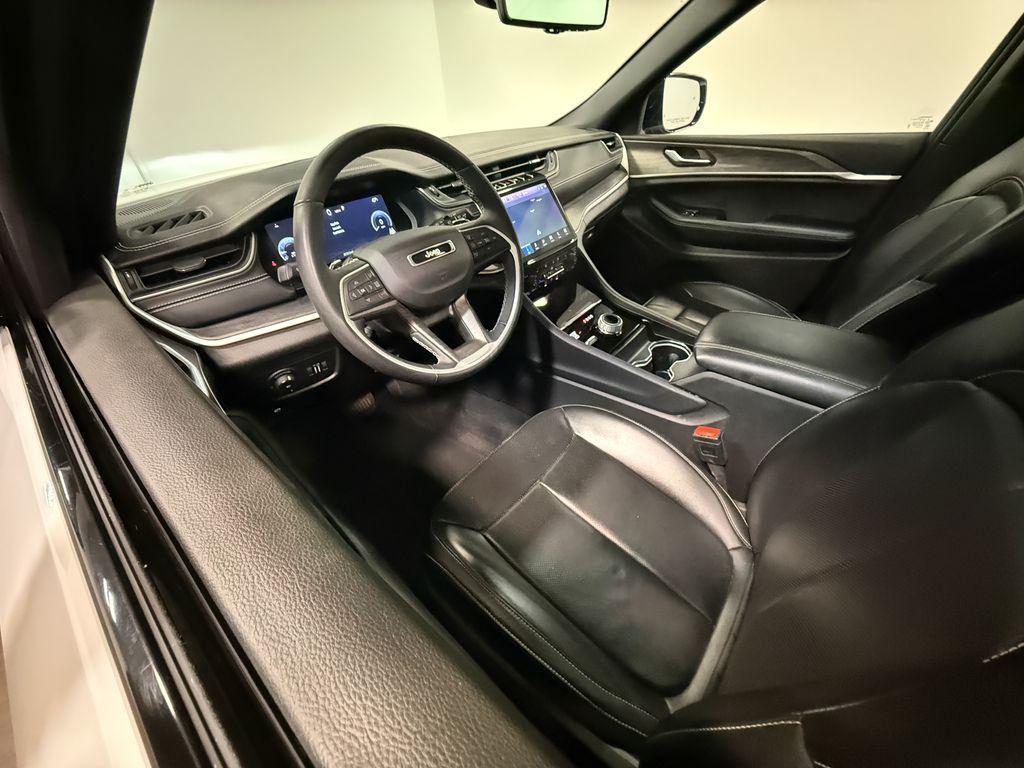 used 2024 Jeep Grand Cherokee car, priced at $32,922