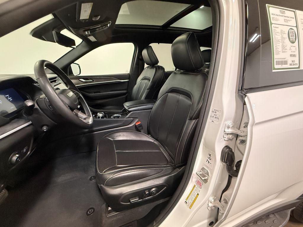 used 2024 Jeep Grand Cherokee car, priced at $32,922