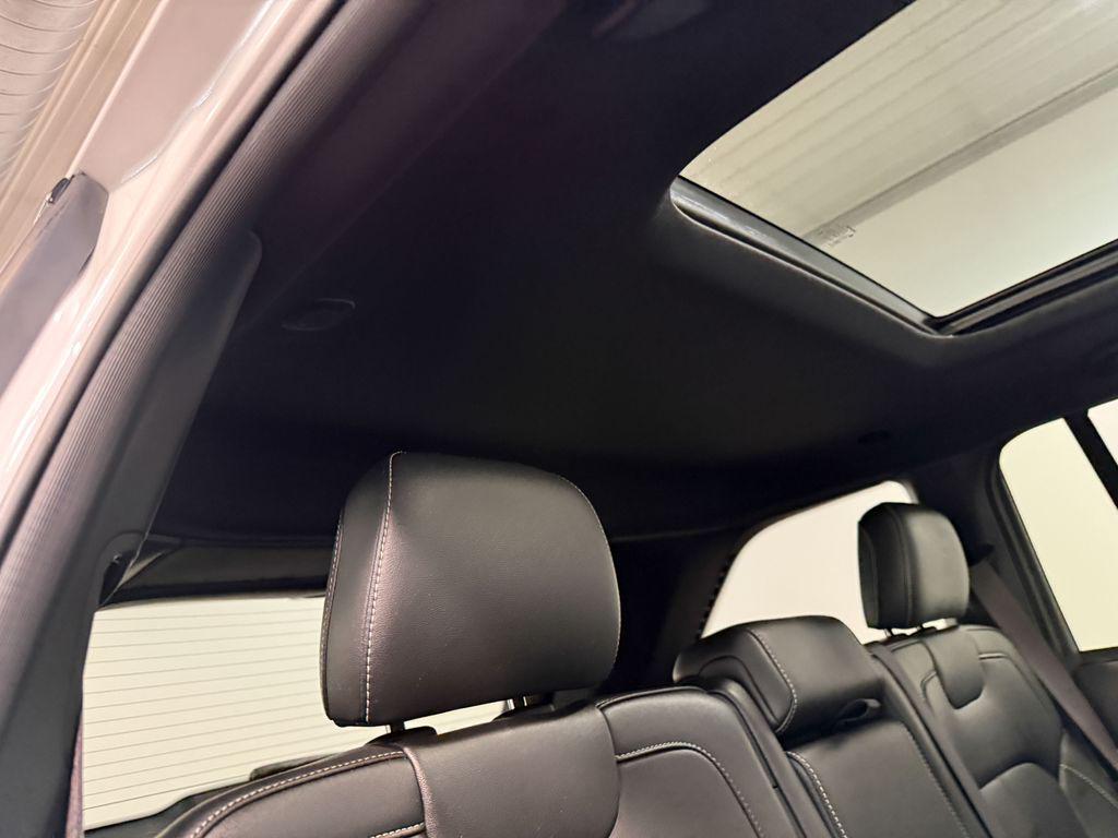 used 2024 Jeep Grand Cherokee car, priced at $32,922