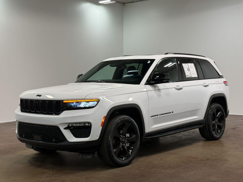 used 2024 Jeep Grand Cherokee car, priced at $32,922