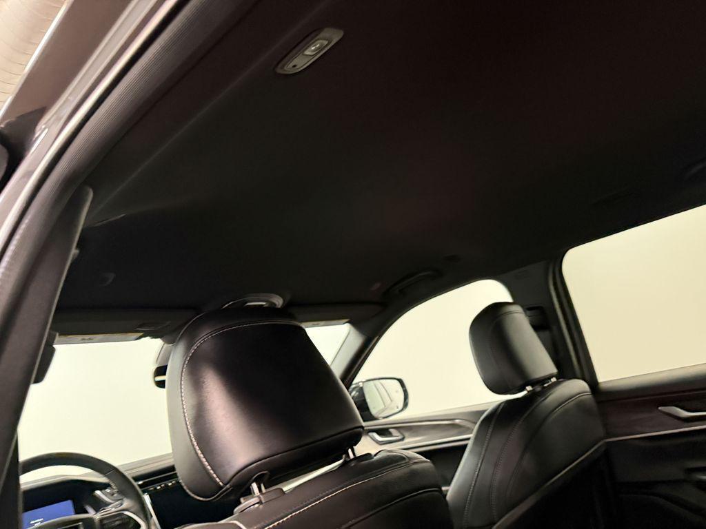 used 2024 Jeep Grand Cherokee L car, priced at $33,483