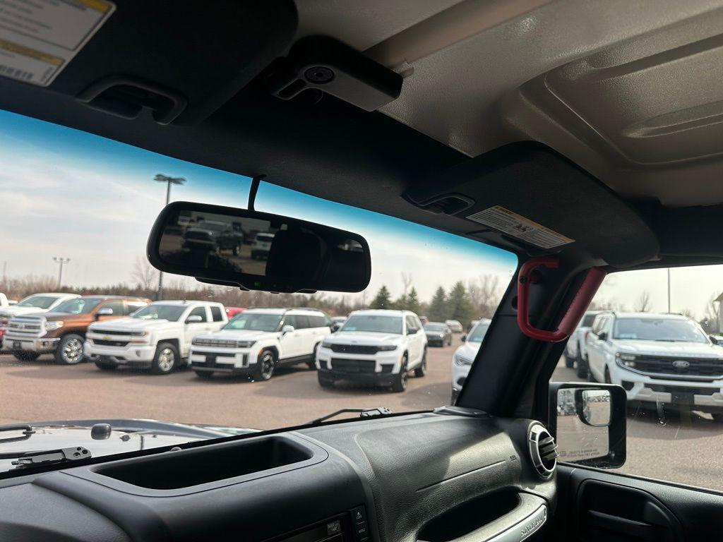 used 2016 Jeep Wrangler Unlimited car, priced at $21,973