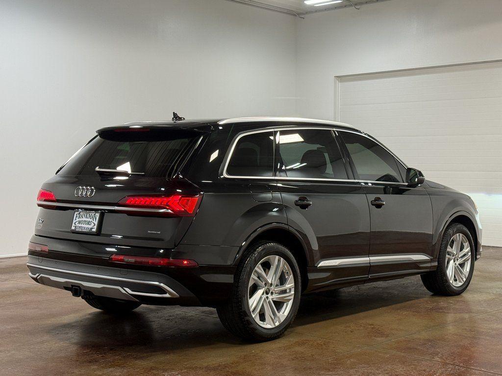 used 2023 Audi Q7 car, priced at $36,489