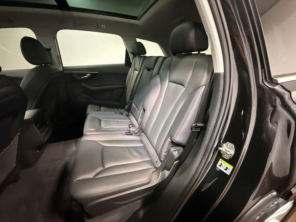 used 2023 Audi Q7 car, priced at $36,489