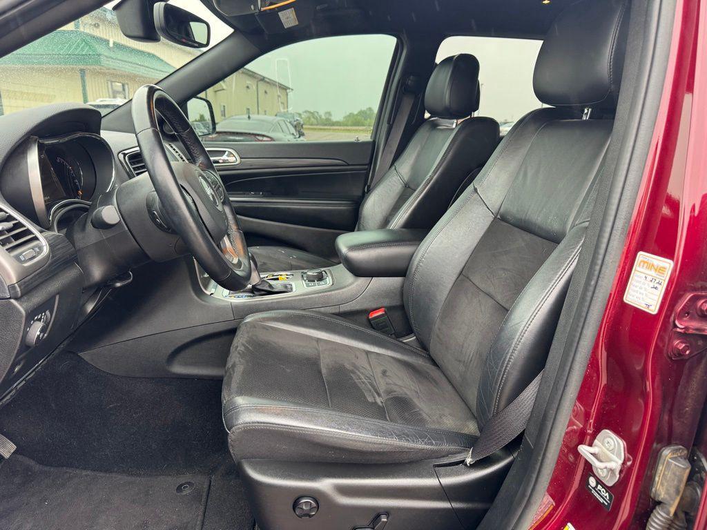 used 2022 Jeep Grand Cherokee car, priced at $28,017