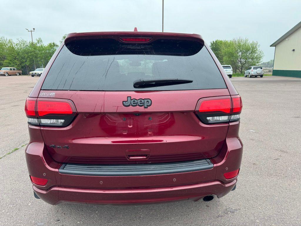used 2022 Jeep Grand Cherokee car, priced at $28,017