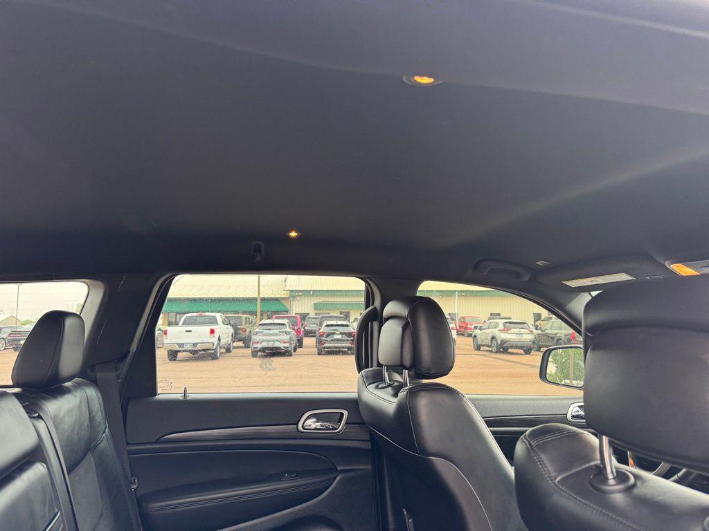 used 2022 Jeep Grand Cherokee car, priced at $28,017