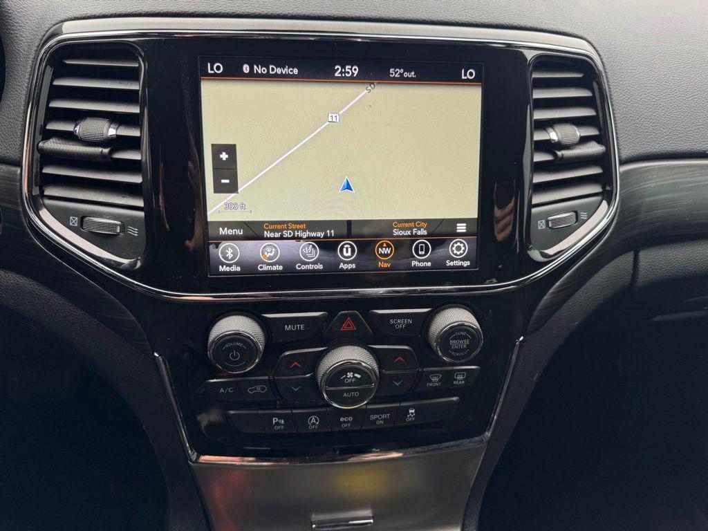 used 2022 Jeep Grand Cherokee car, priced at $28,017