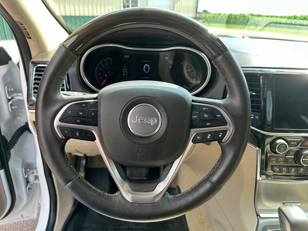 used 2021 Jeep Grand Cherokee car, priced at $31,969