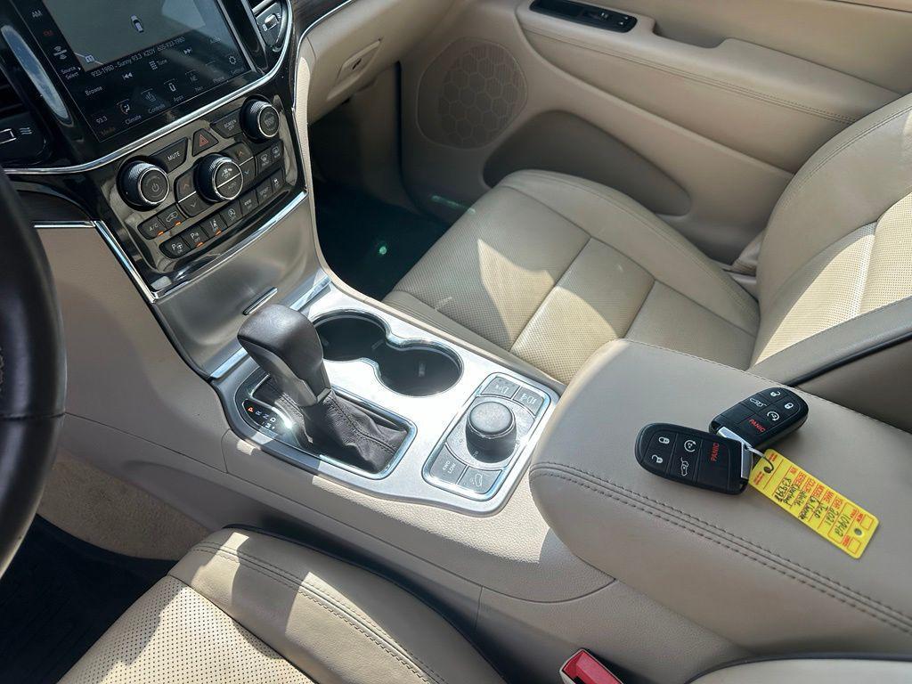 used 2021 Jeep Grand Cherokee car, priced at $31,969