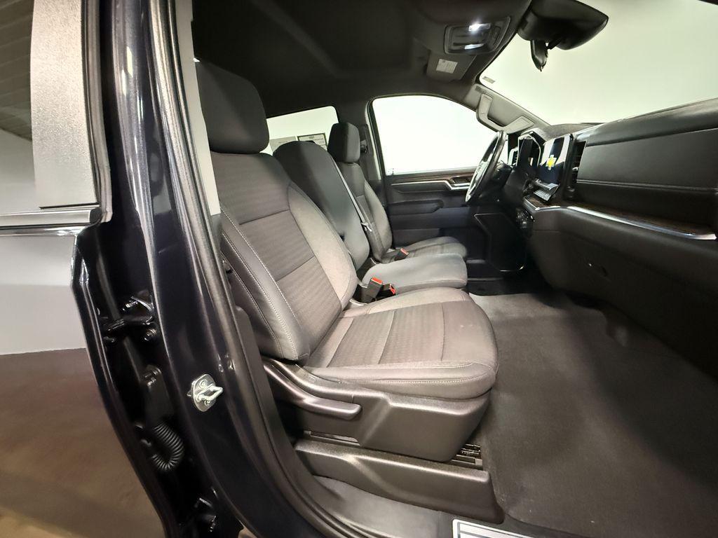 used 2022 Chevrolet Silverado 1500 car, priced at $35,386