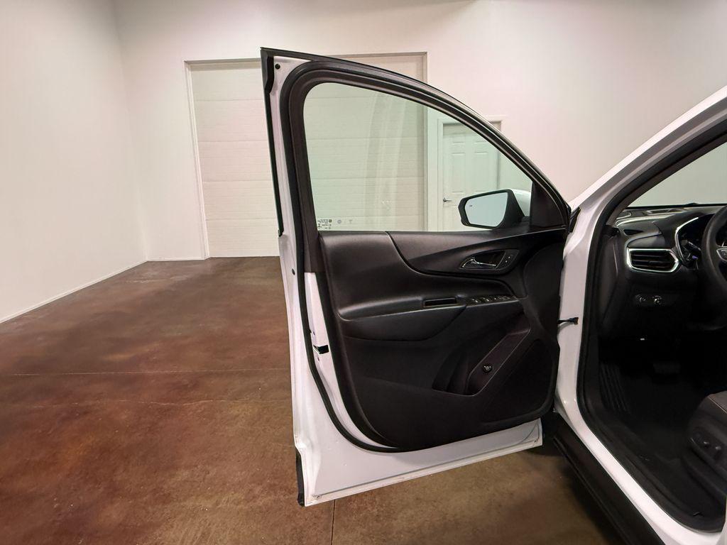 used 2023 Chevrolet Equinox car, priced at $20,888