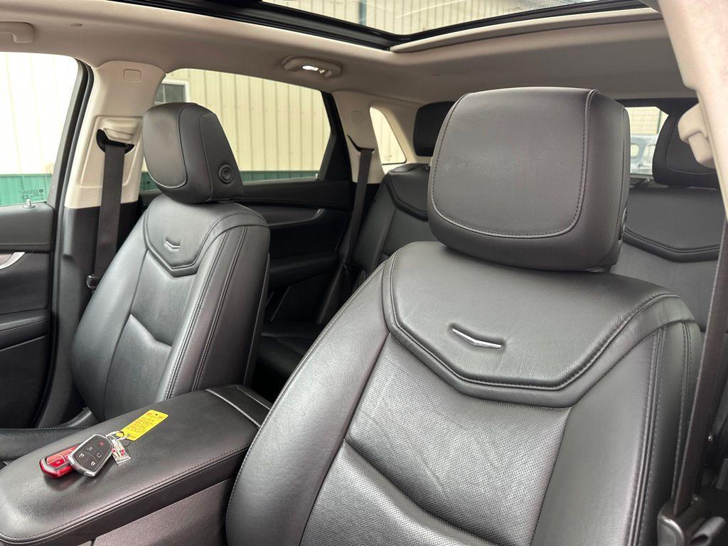 used 2019 Cadillac XT5 car, priced at $24,132