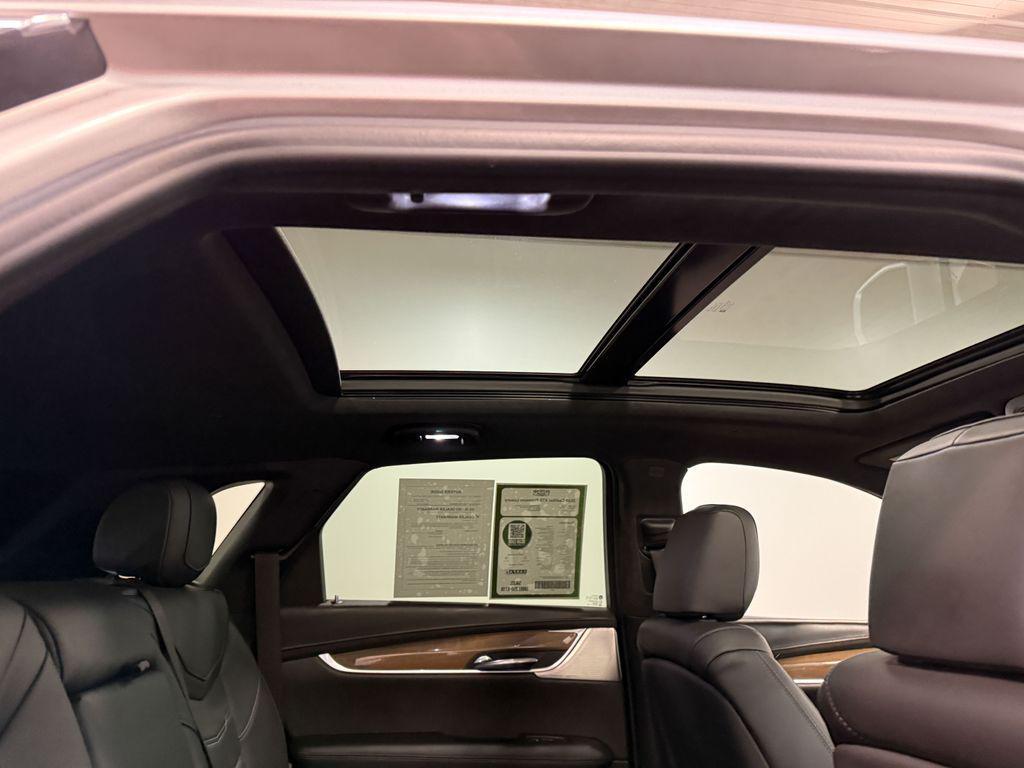 used 2020 Cadillac XT5 car, priced at $26,999