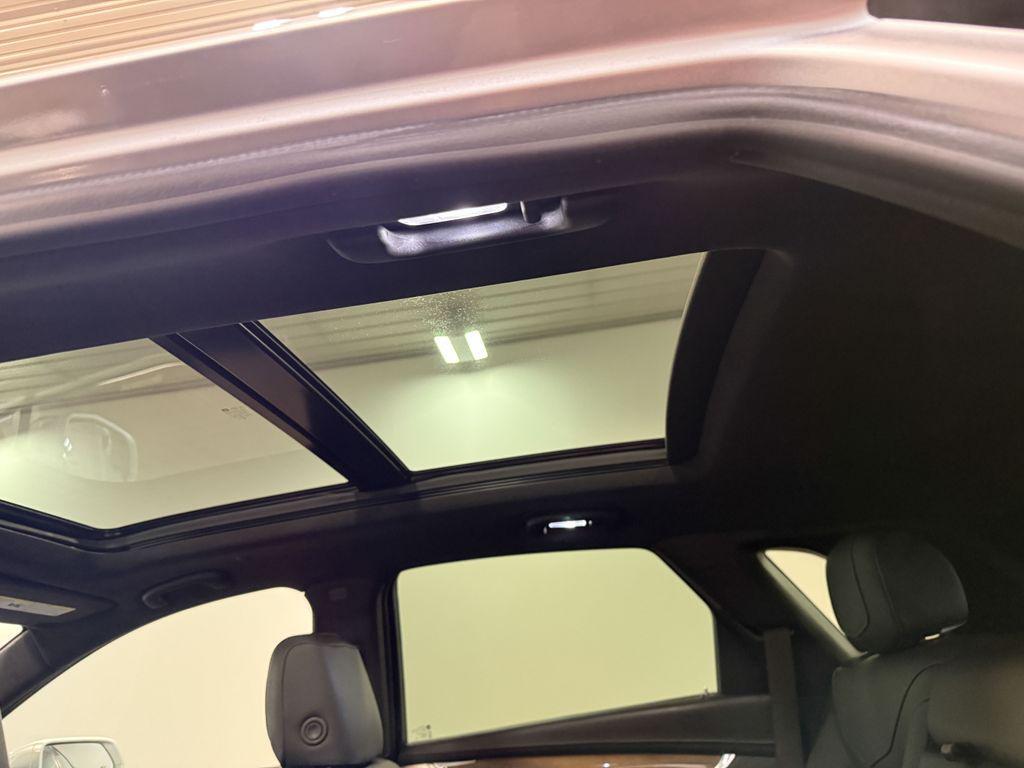 used 2020 Cadillac XT5 car, priced at $26,999